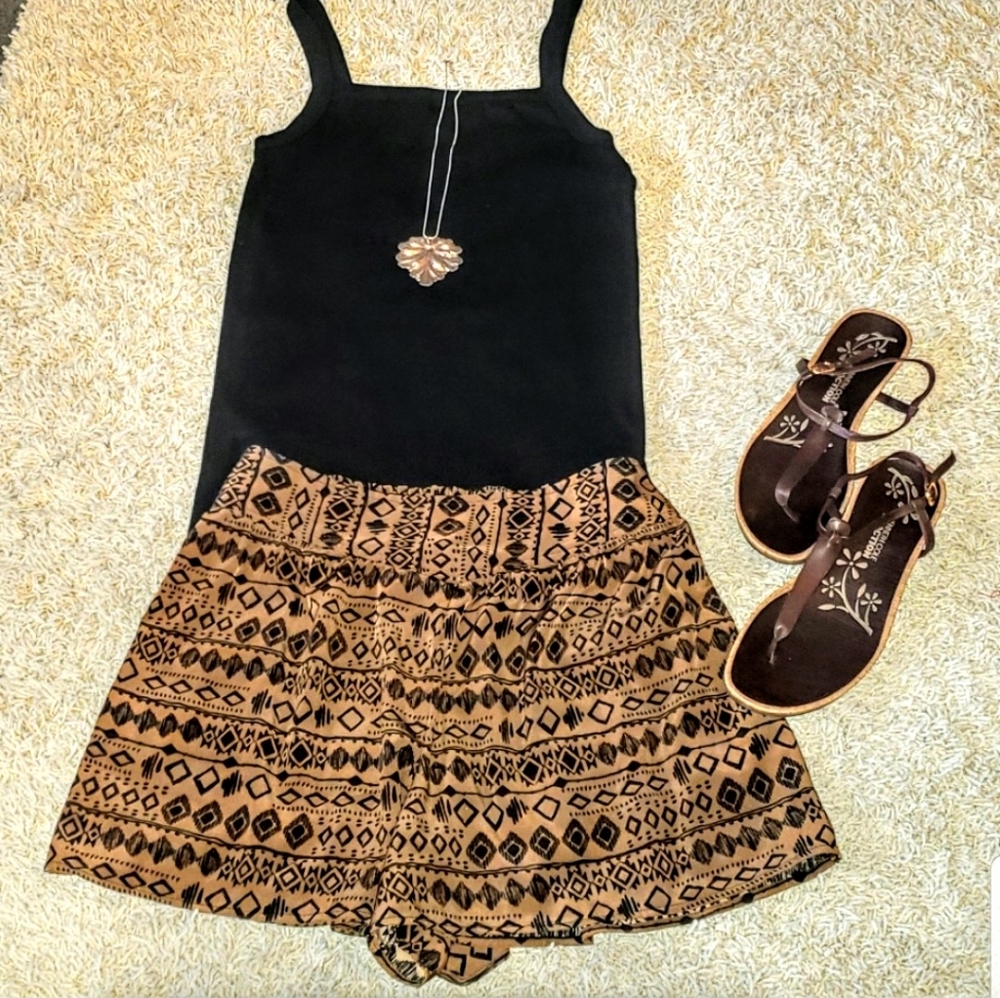 Brown and black outfit featuring Forever 21 and